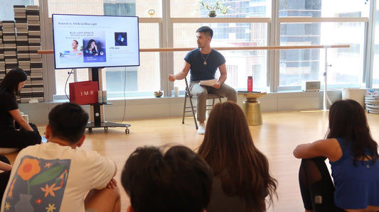 Founder David Luo speaking on natural versus artificial blue light to the audience at the ATLAS Nervous System Reset Summit in Hong Kong